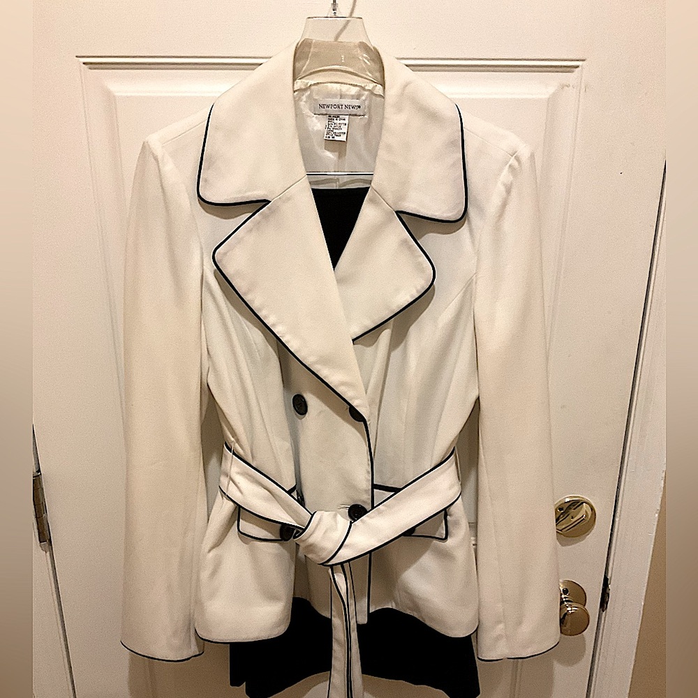 Newport News Coordinating Skirt Suit Size 14. NWOT